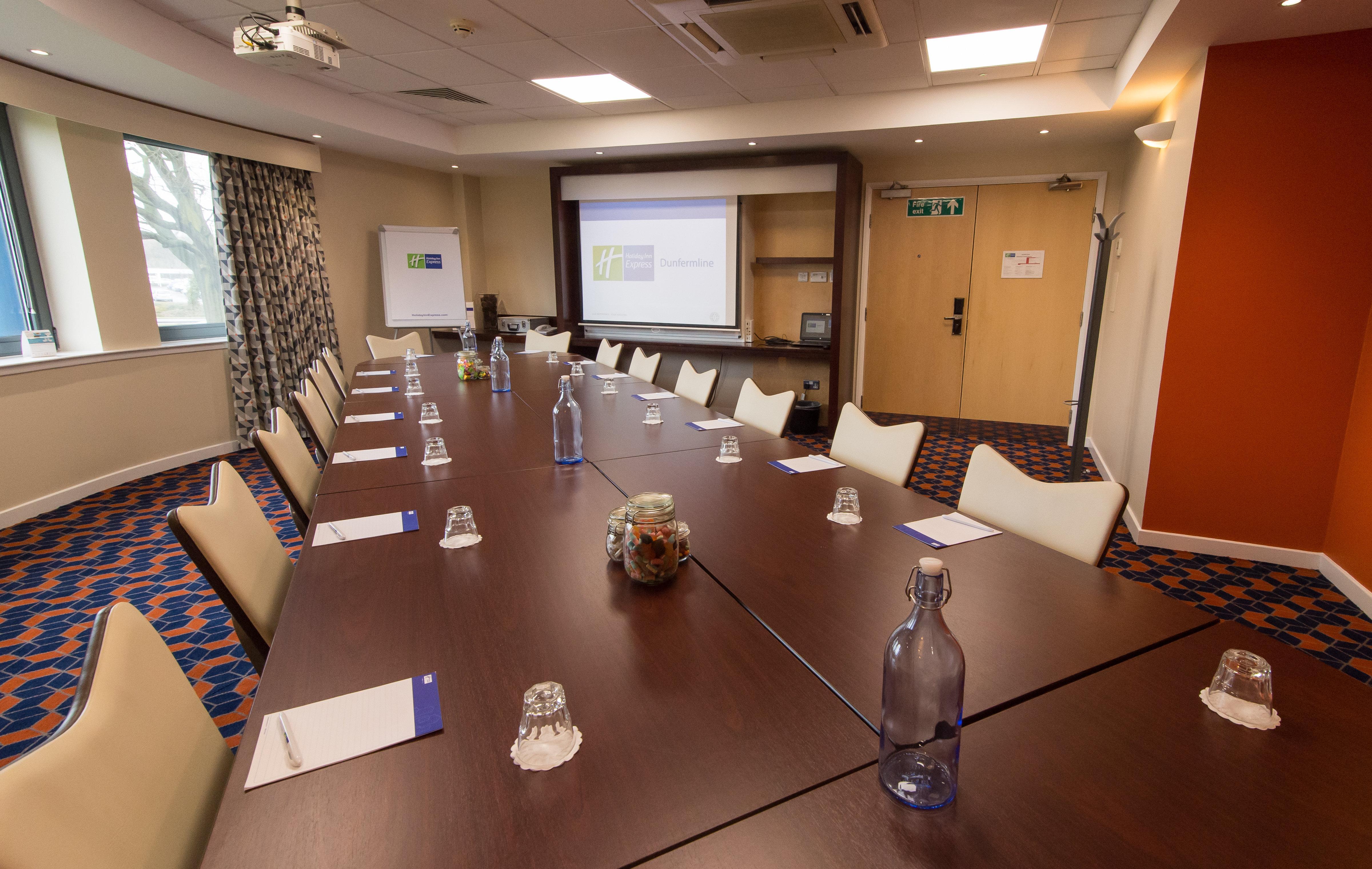 Holiday Inn Express Dunfermline By Ihg Luaran gambar