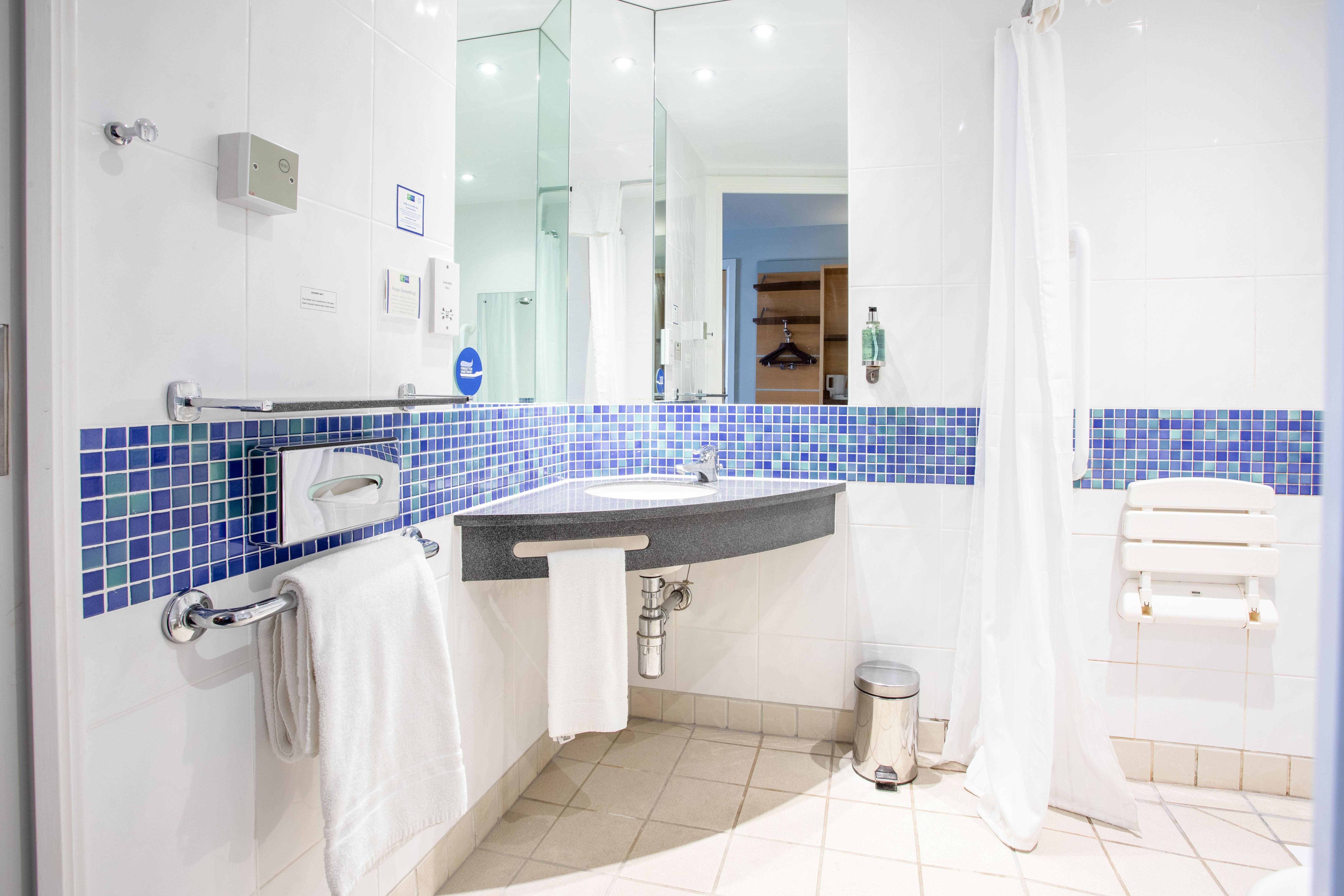 Holiday Inn Express Dunfermline By Ihg Luaran gambar